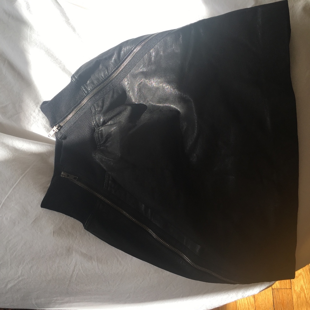 Theory leather black miniskirt